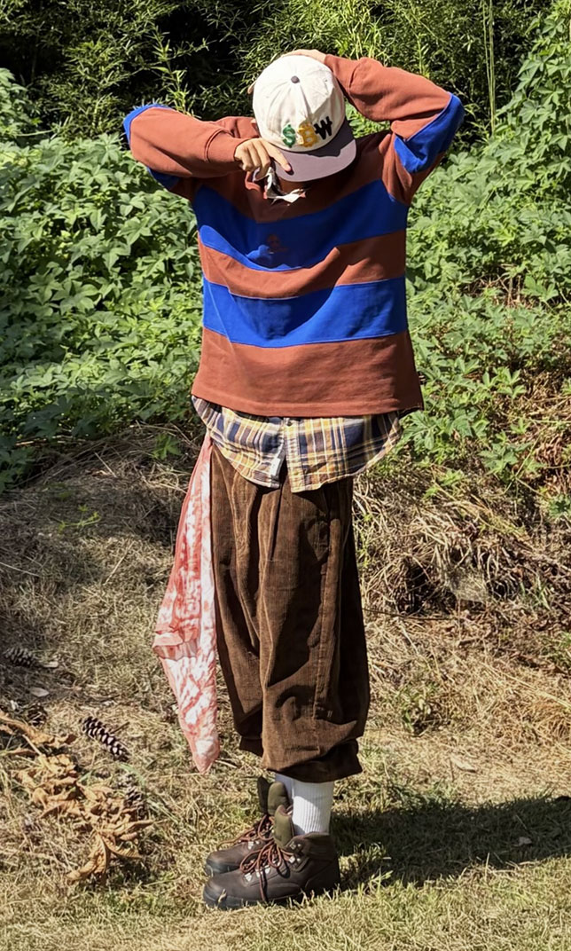 Color Point Stripe Look
